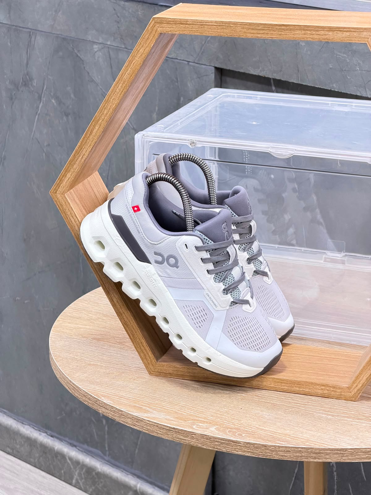 On Cloudrunner 2