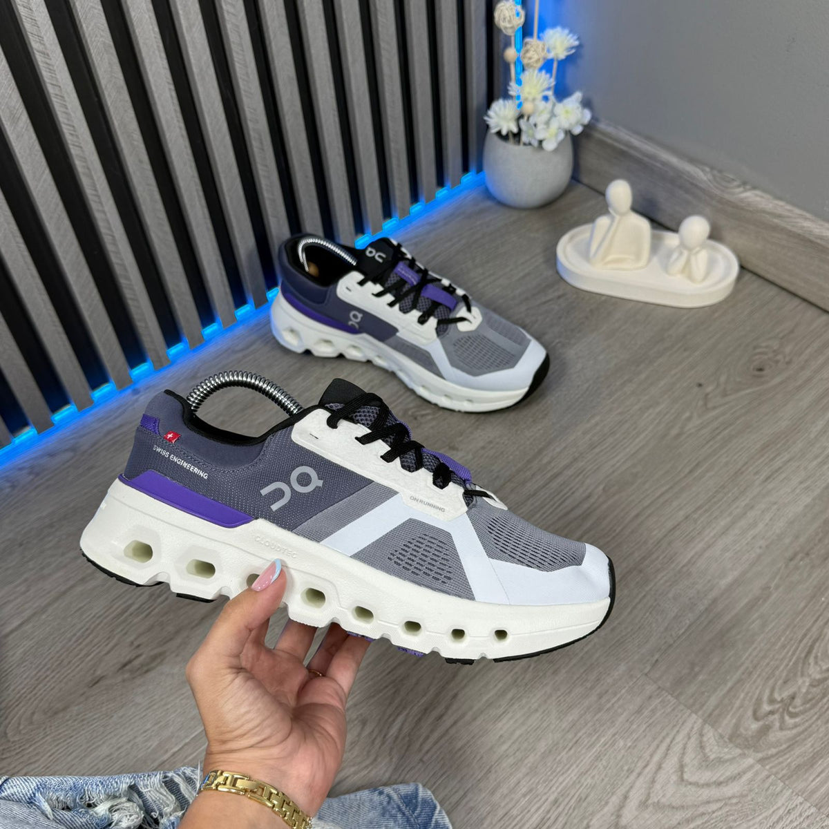 On Cloudrunner 2
