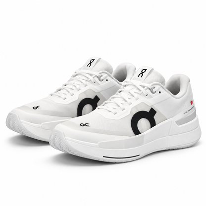 On THE ROGER Pro 2 All White – Mujer, par en tres cuartos