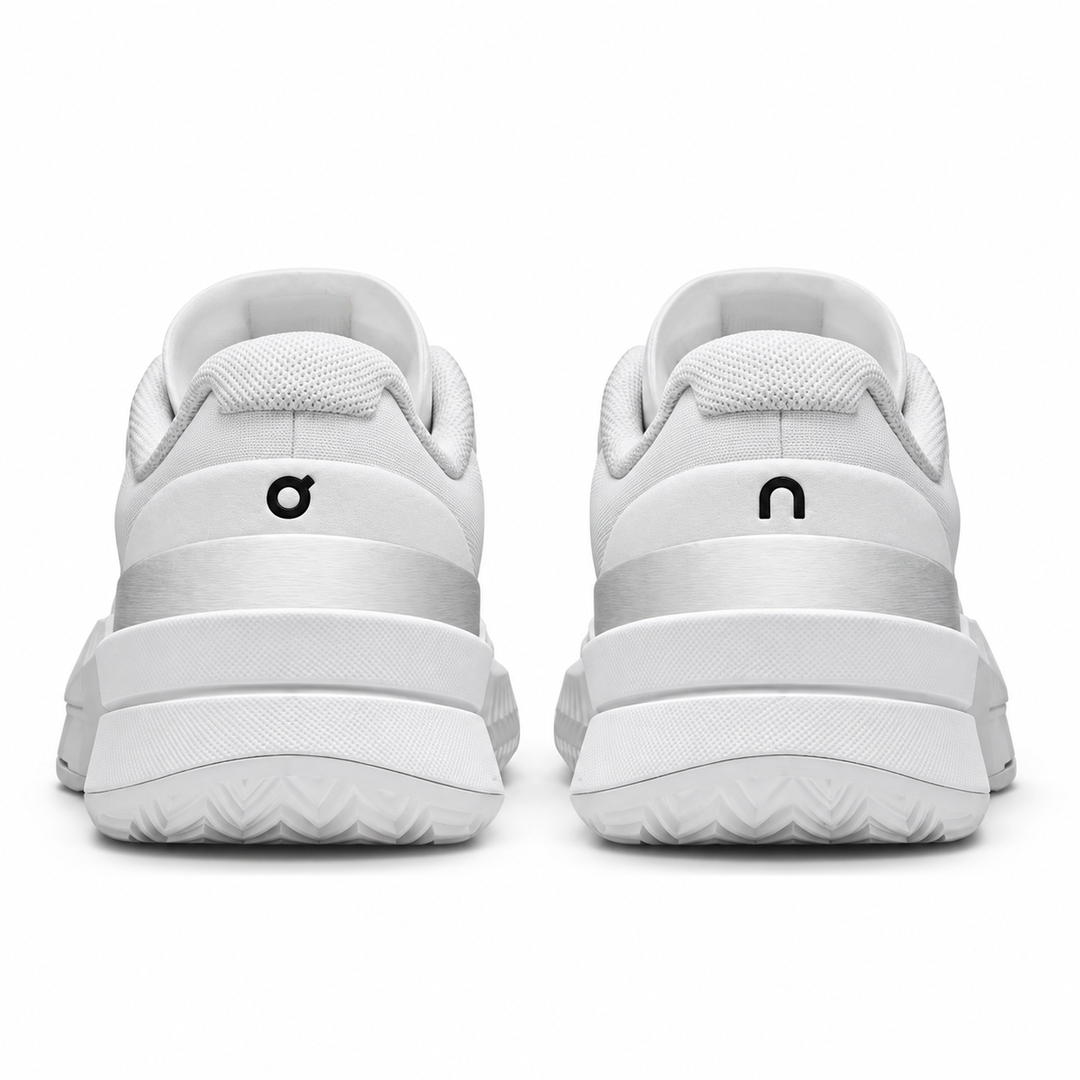 On THE ROGER Pro 2 All White – Mujer, vista trasera