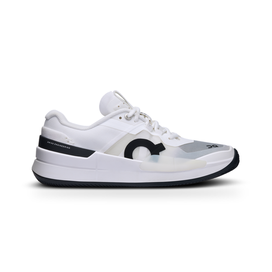On THE ROGER Pro 2 Clay White/Black, vista lateral exterior