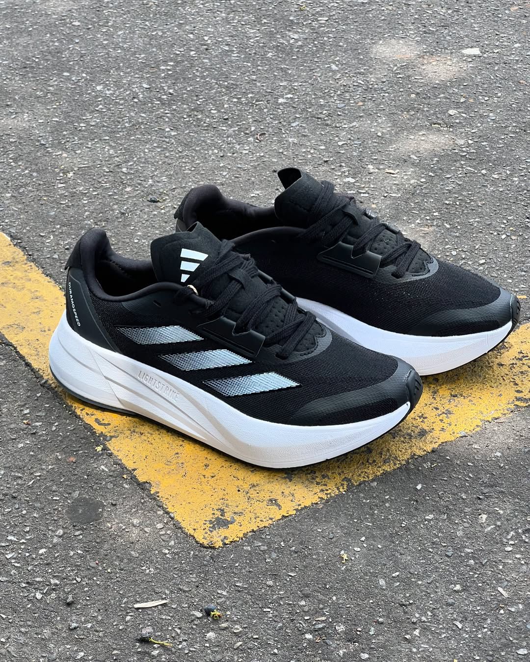 Adidas Duramo