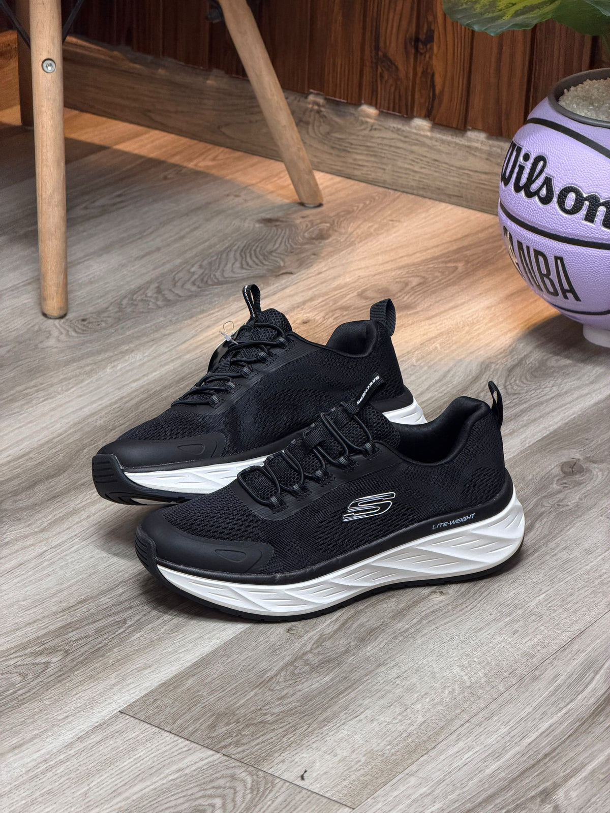 Skechers